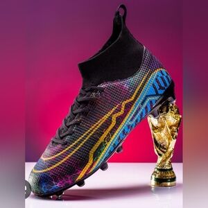 New sz 9.5 Soccer Cleats Mens Turf Soccer Shoes High Tops Football Cleats Profes